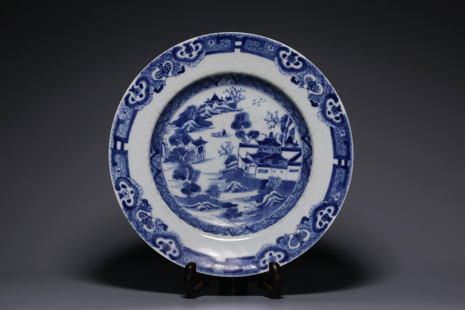 Qing Dynasty, "stacked stone Zhai" blue and white landscape map plate (1 of 9)