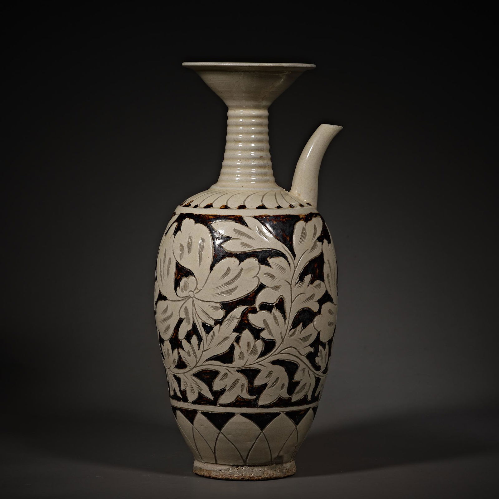 Cizhou kiln bottle of Song Dynasty of China (1 of 7)