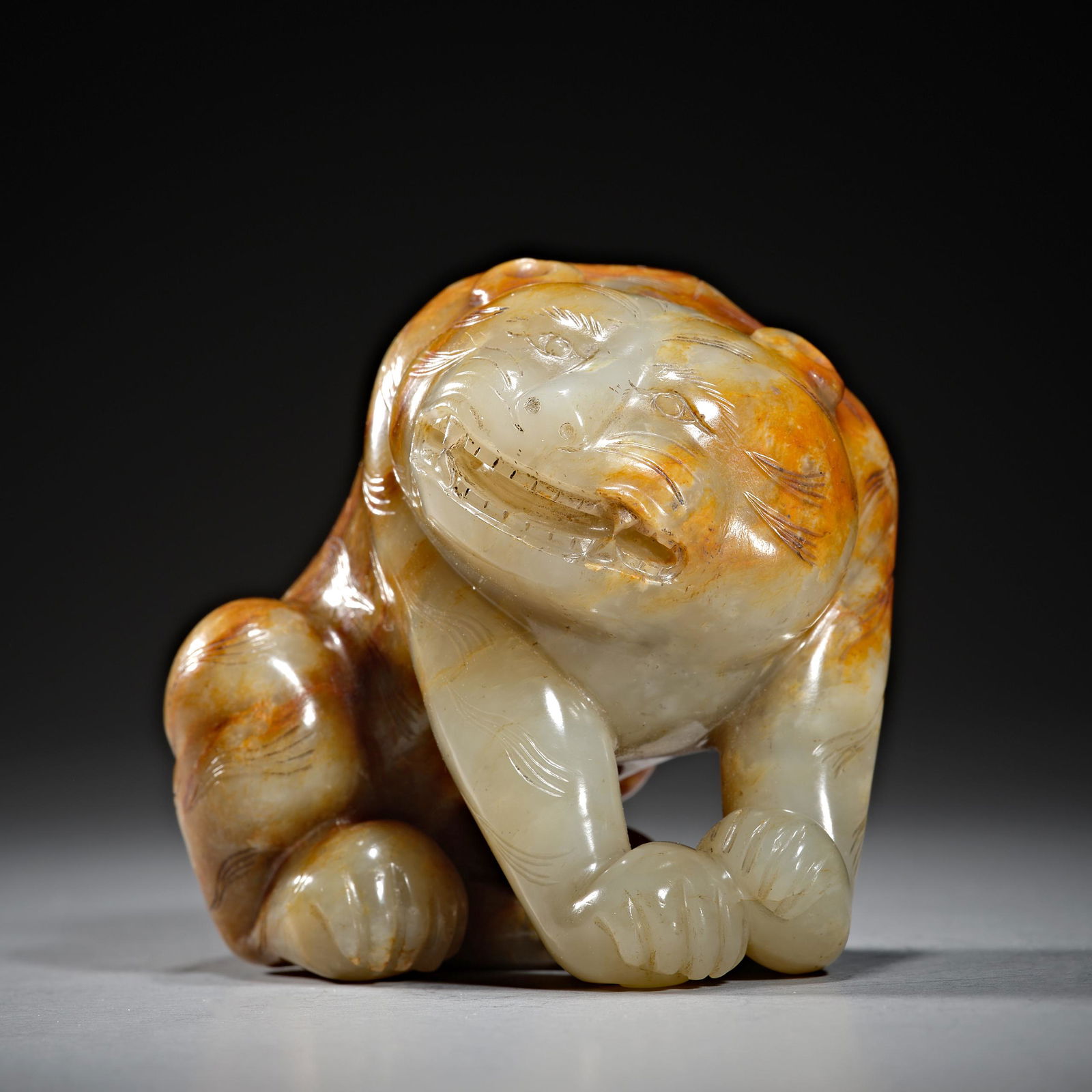 Chinese Yuan Dynasty Hetian jade tiger (1 of 6)