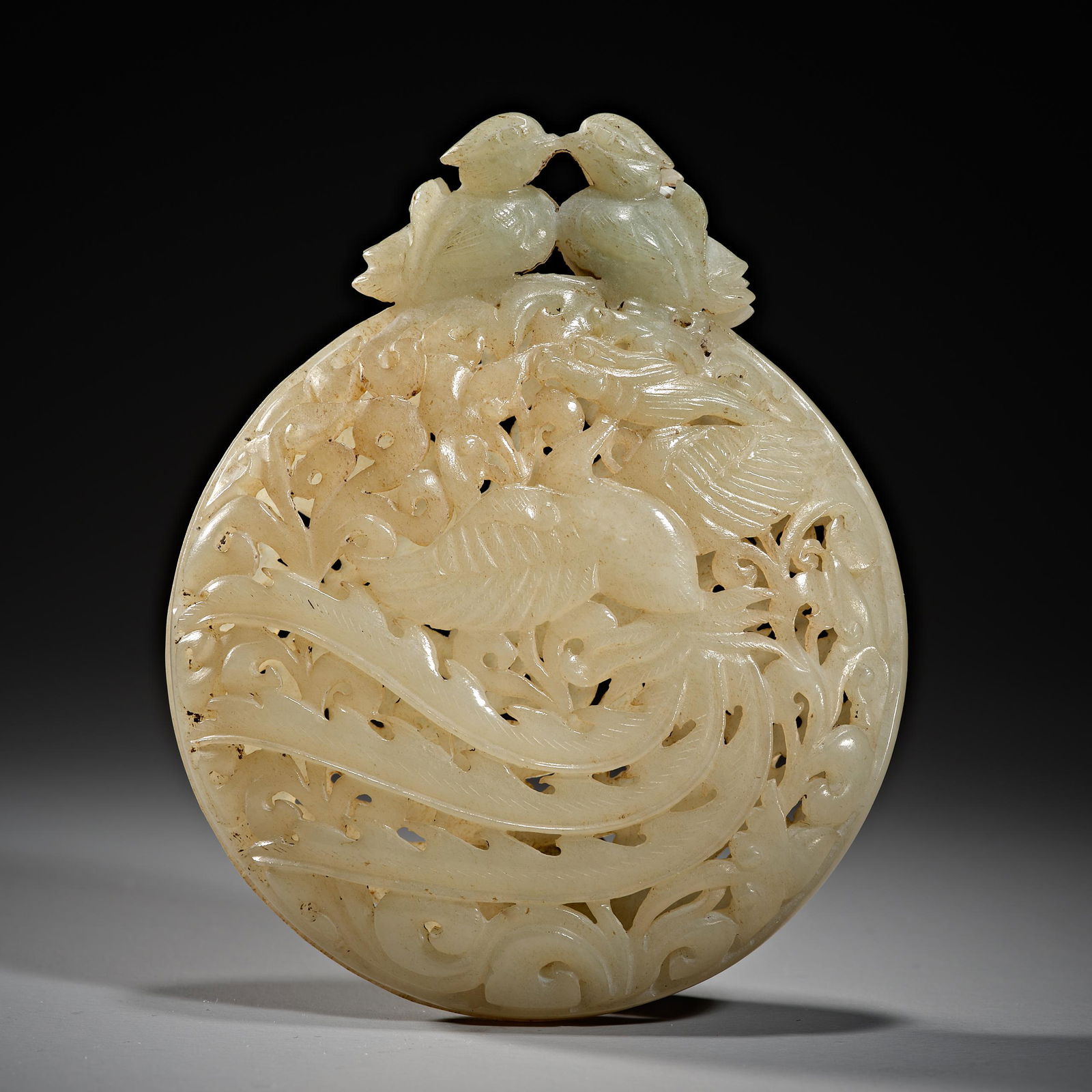 Chinese Song Dynasty Hetian Jade feng grain hollow sachet (1 of 5)