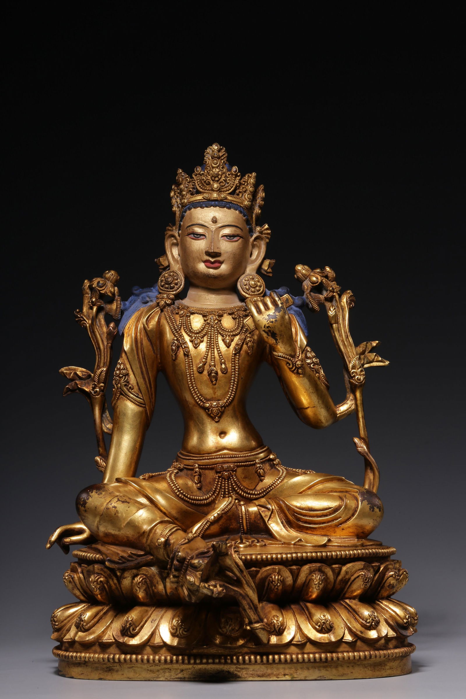 Qing Dynasty, gilt bronze sitting Tara (1 of 9)
