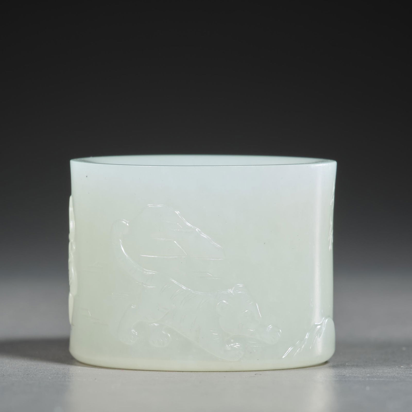 Hetian jade pull in Qing Dynasty (1 of 5)