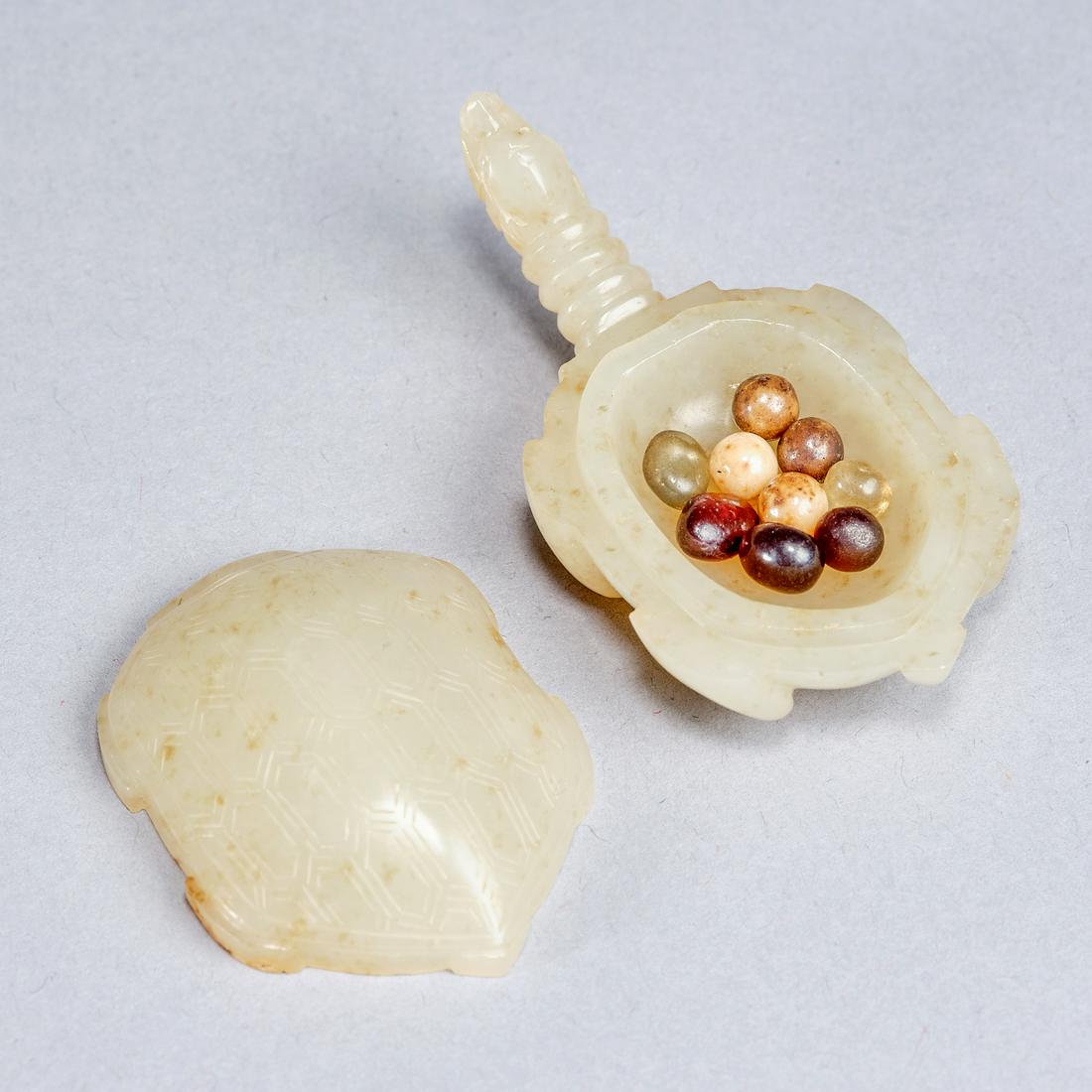 Chinese Yuan Dynasty Hetian jade turtle - shaped sarira box (1 of 9)