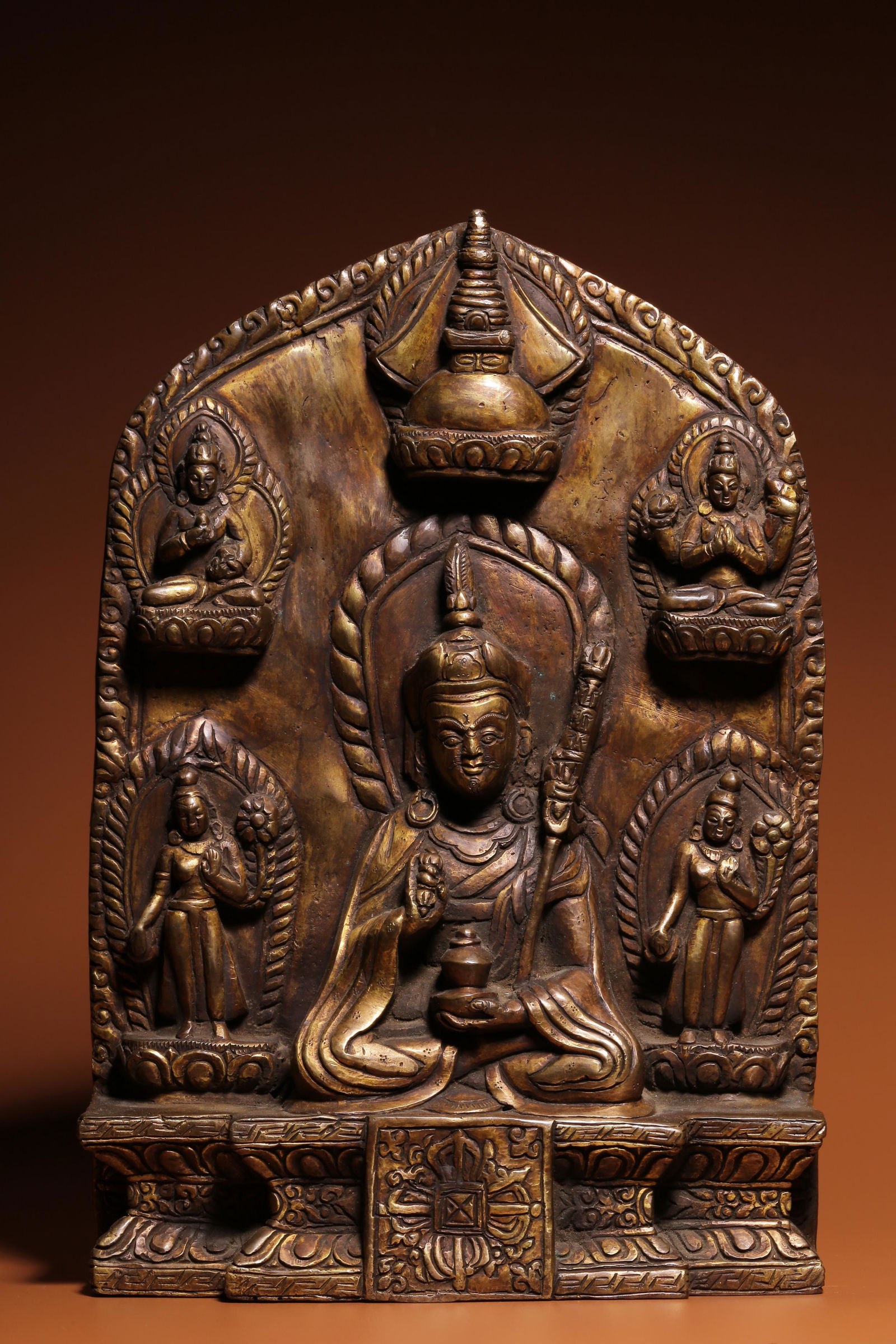 In the Qing Dynasty, the copper lotus flower gives birth to Buddha plate (1 of 7)