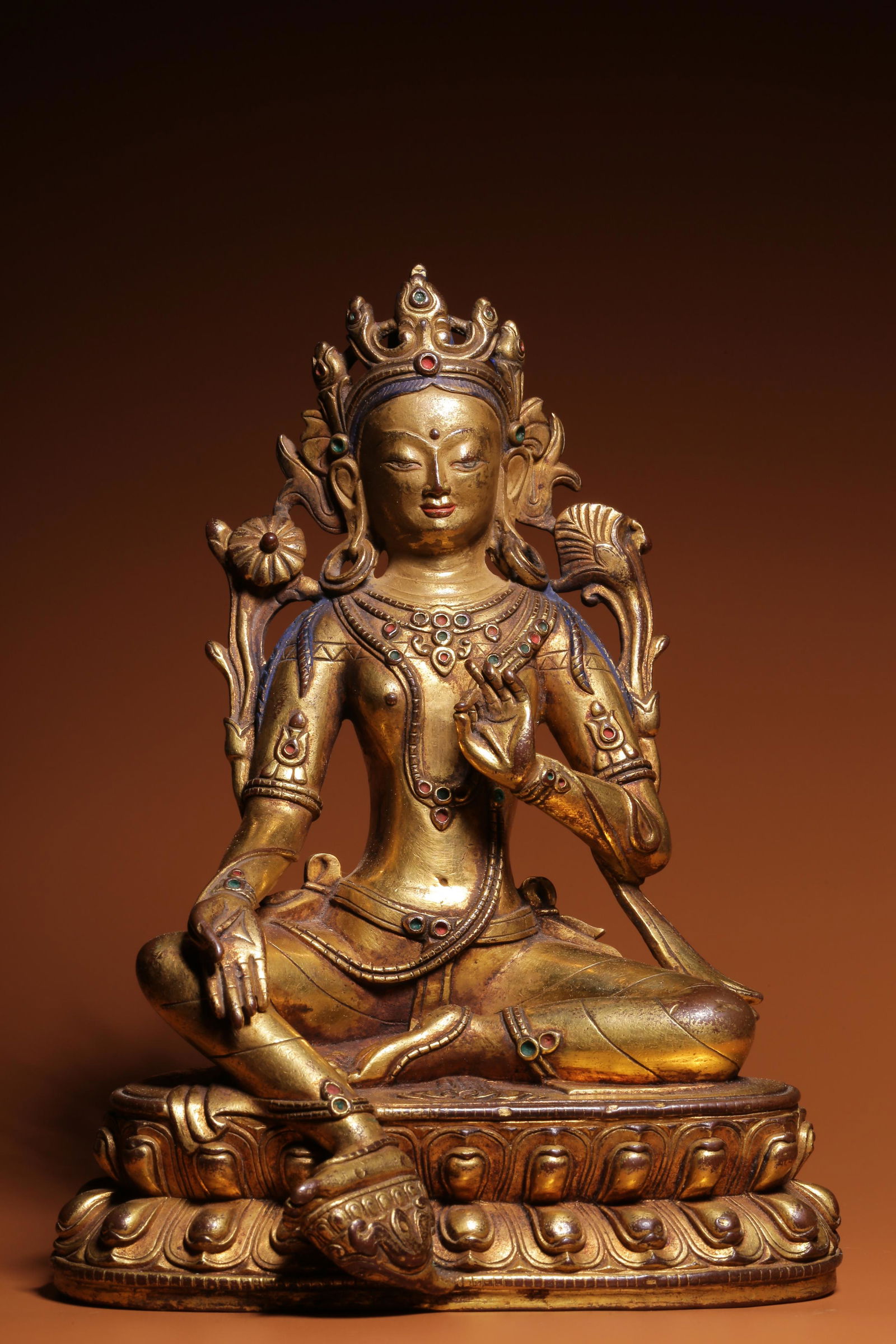 Qing Dynasty, gilt bronze sitting Tara (1 of 8)