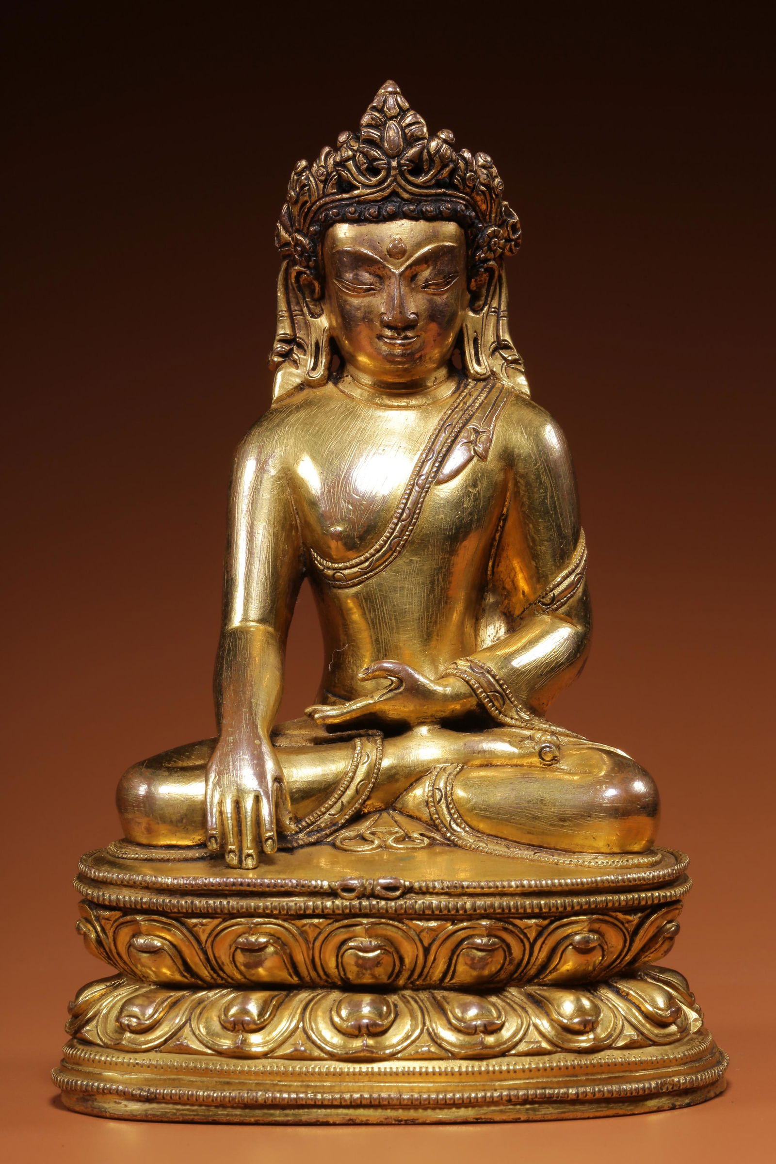 Ming Dynasty, bronze gilt gold crown Sakyamuni seated statue (1 of 8)