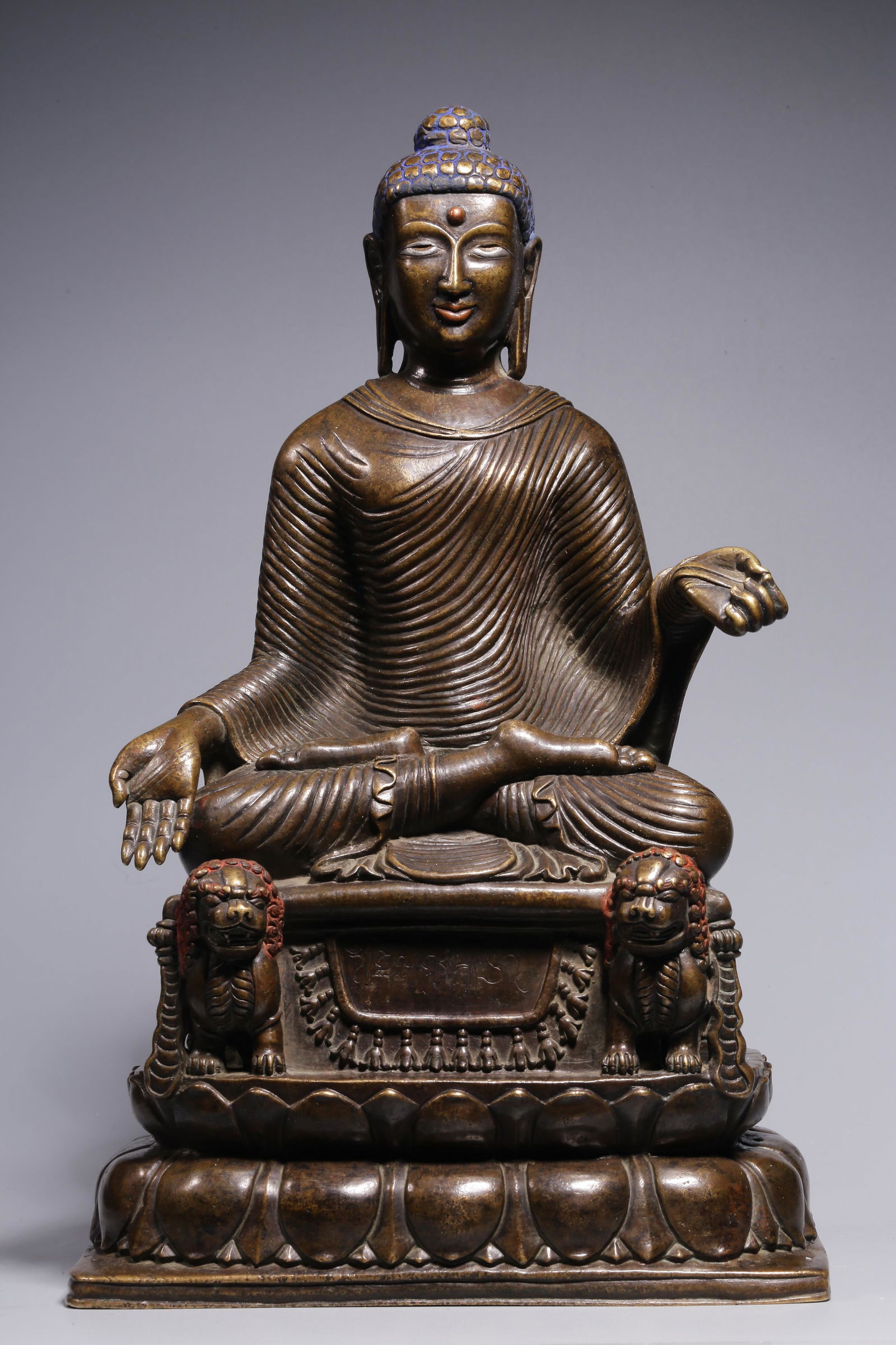 Seated statue of Sakyamuni Buddha in Swat style (1 of 10)