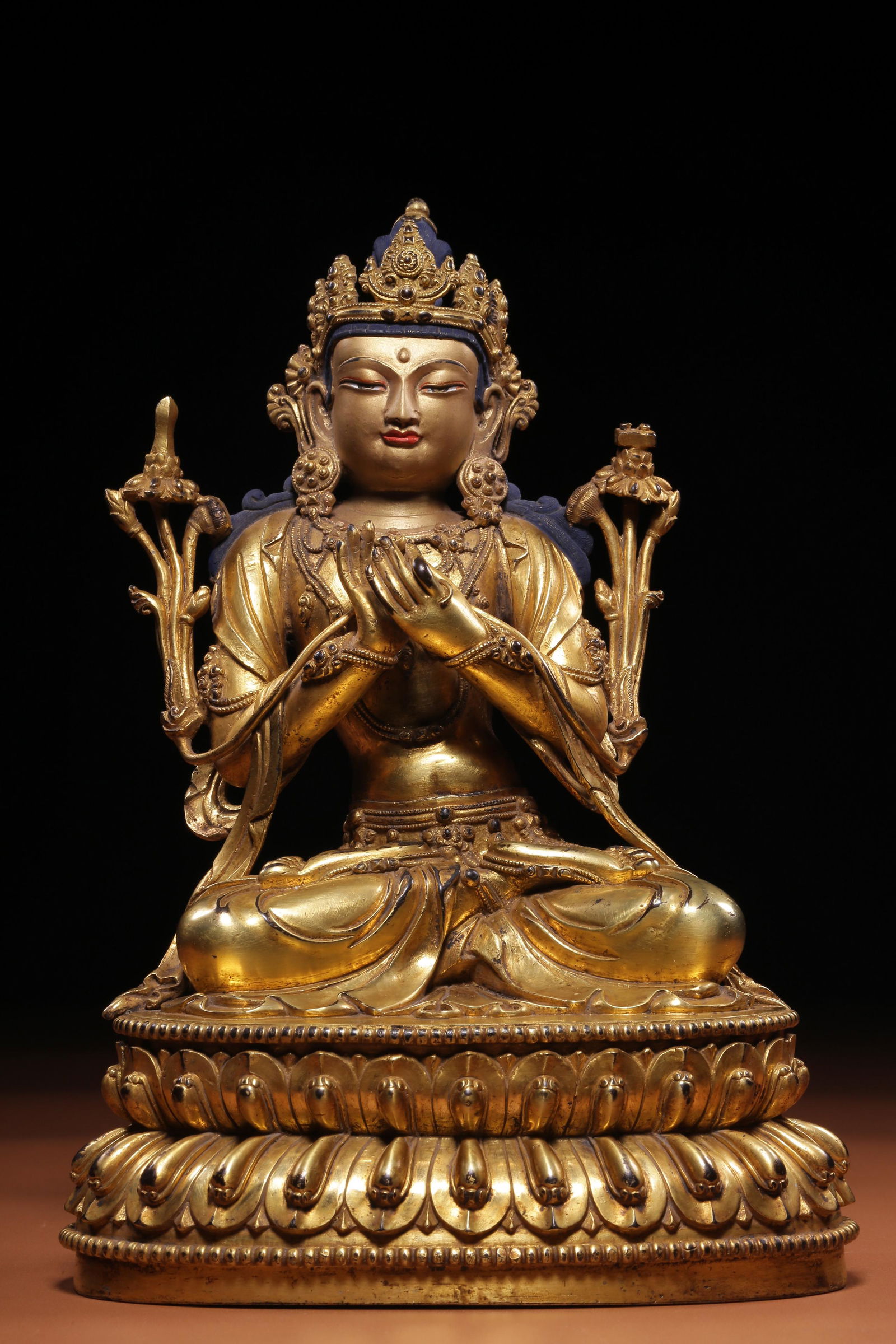 Sitting bronze gilt statue of Manjusri Bodhisattva in Qing Dynasty (1 of 9)