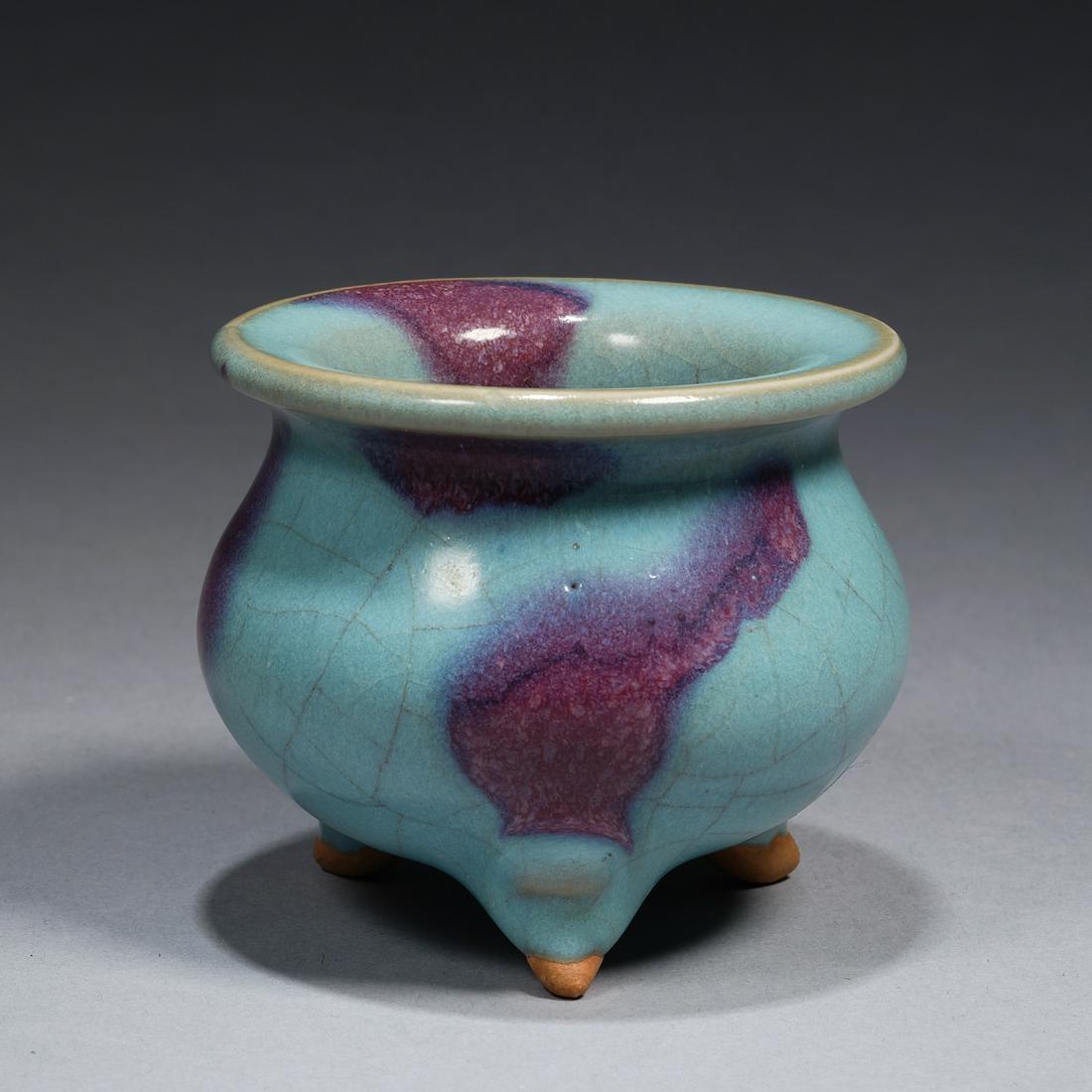 Ancient Chinese porcelain (1 of 6)