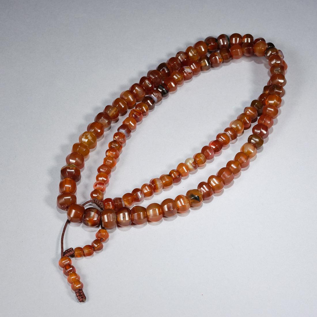 Chinese agate string from Qing Dynasty (1 of 5)