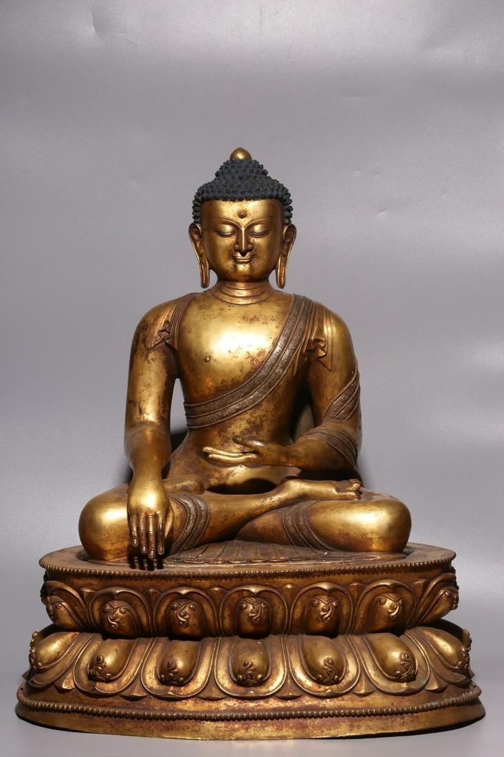 Sitting statue of Sakyamuni Buddha inlaid with silver and gilt copper in Ming Dynasty (1 of 9)