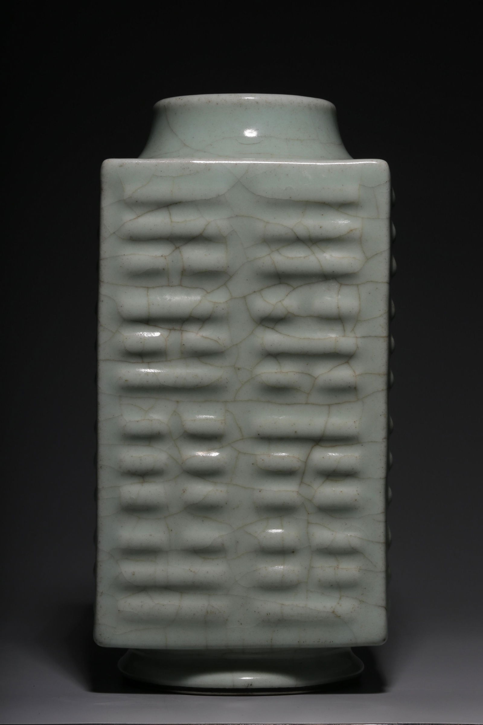 Imitated official glaze eight trigrams Cong style bottle (1 of 9)