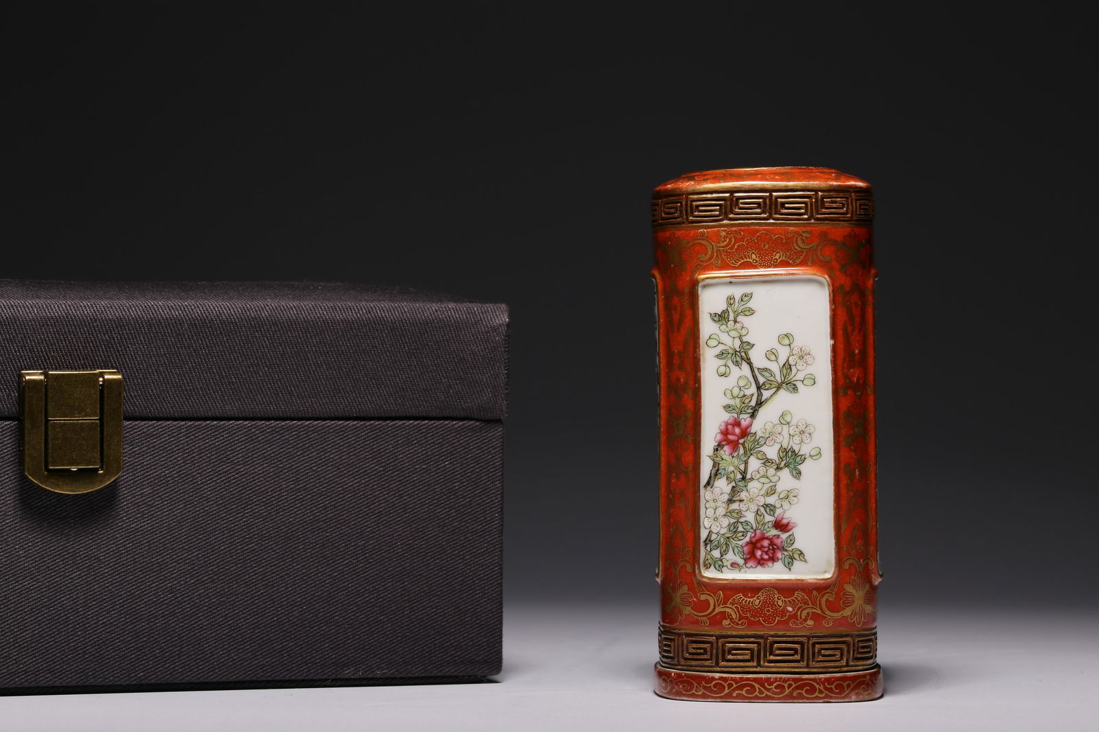 Alum red tracing gold wrapped branch pattern window pastel flower pattern incense cylinder (1 of 8)