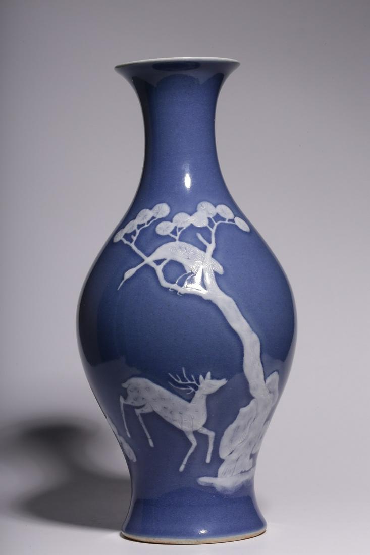 Qing Dynasty Qianlong year "blue glaze pile white crane deer with spring figure Fengwei Zun" (1 of 7)