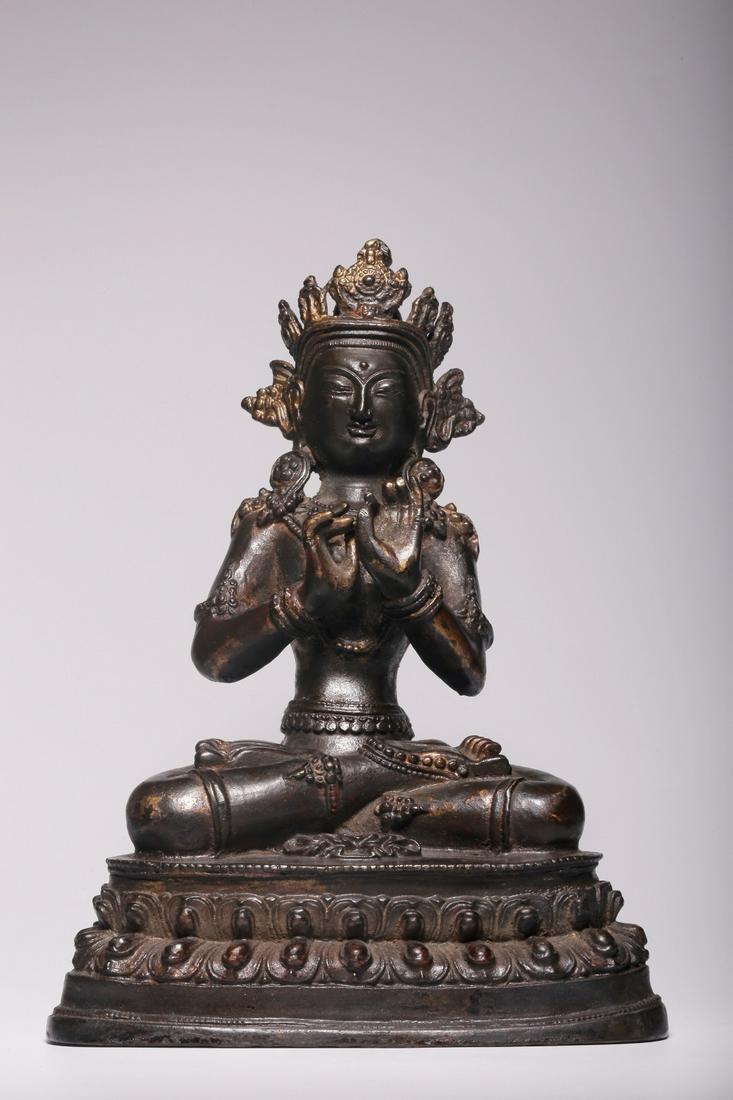 Ming Dynasty, bronze lacquer gold crown Guanyin sitting statue (1 of 9)