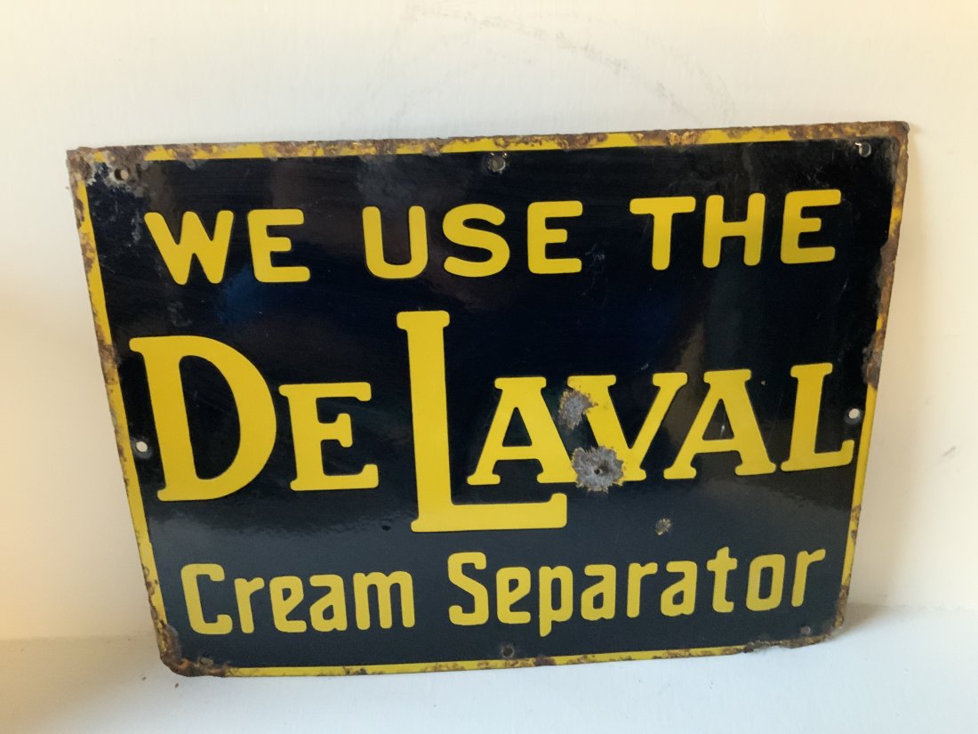 De Laval cream separator porcelain sign (1 of 2)