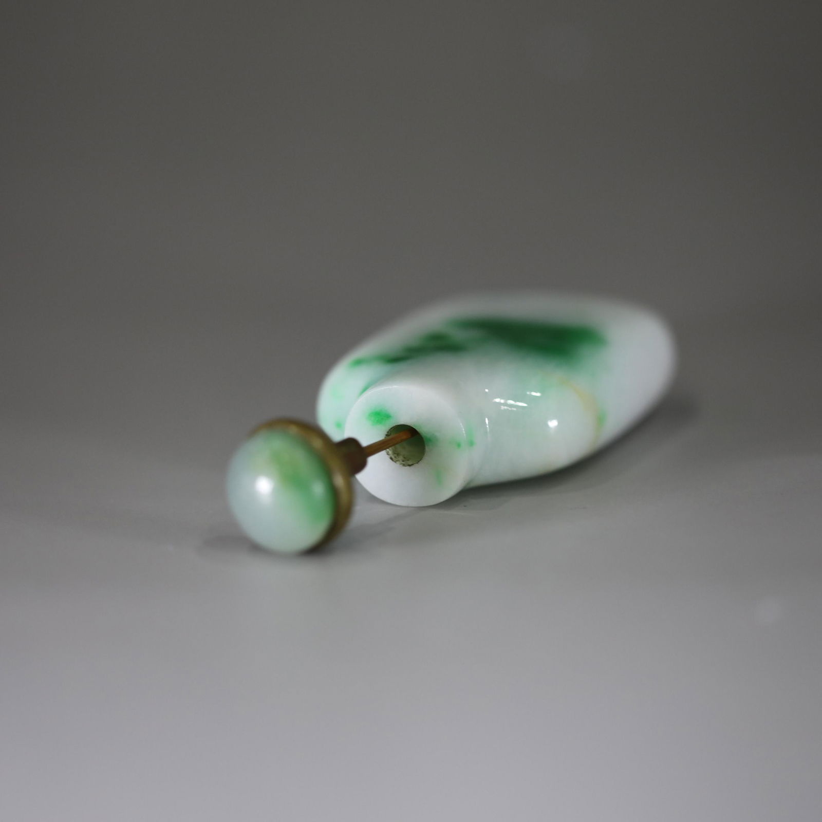 Qing Dynasty Emerald Snuff Bottle - 6