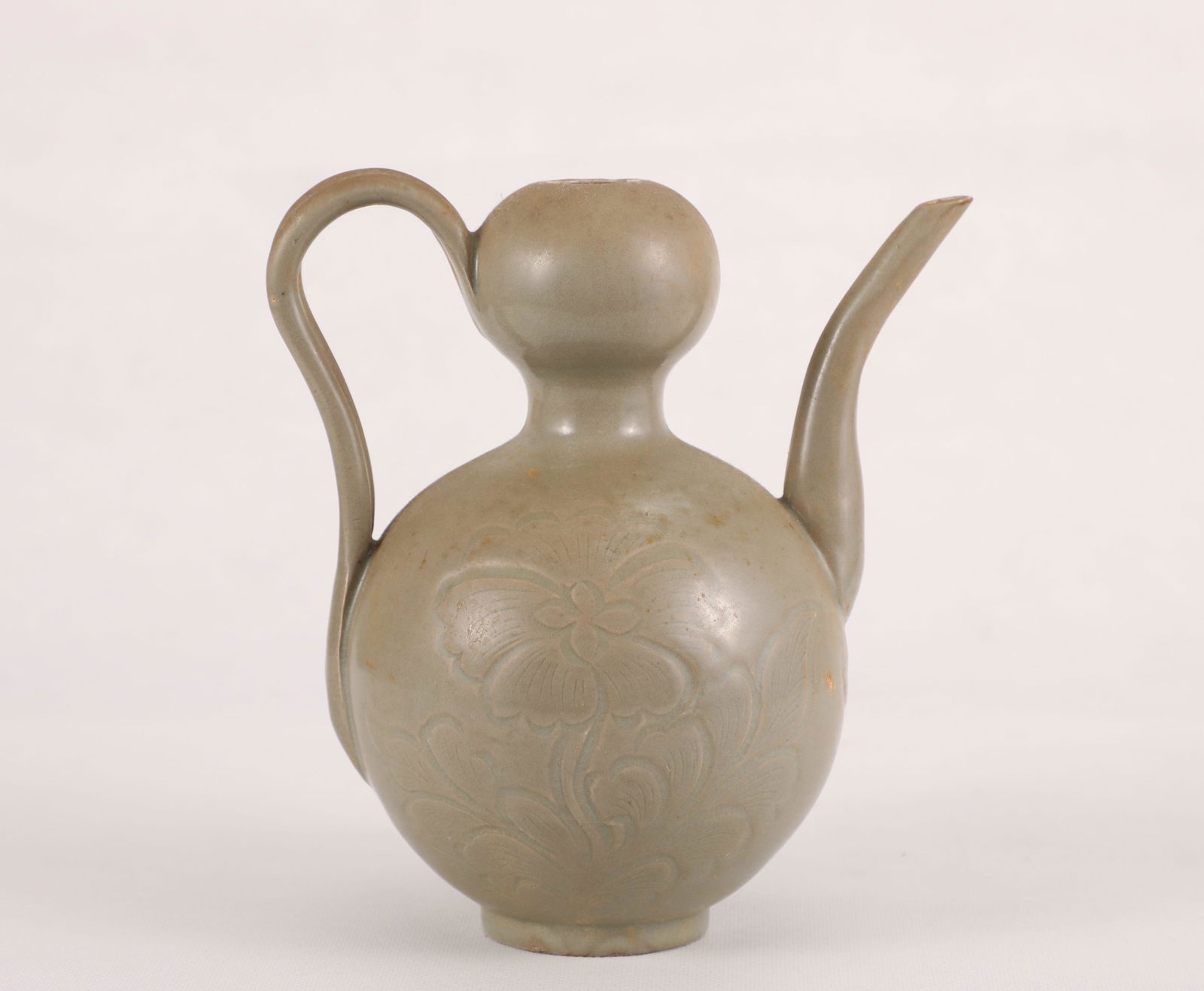 Yaozhou ware Holding Pot in Song Dynasty (1 of 6)
