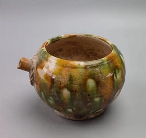 Tang Dynasty Three Colored Water Pillar