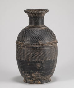 Tang Dynasty black pottery vase