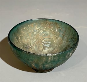 Tang Dynasty glazed bowl