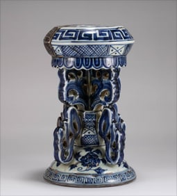 Ming Dynasty blue and white ornaments