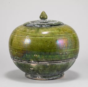 Tang Dynasty green glazed covered jar