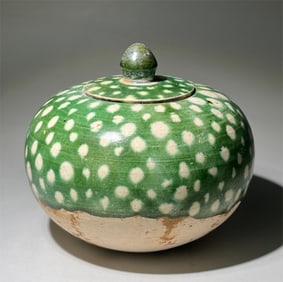 Tang Dynasty green glazed covered jar
