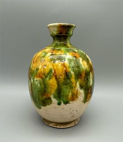 Tang Dynasty tri colored vase