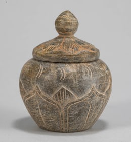 Tang Dynasty Leopard Spot Stone Relic Jar