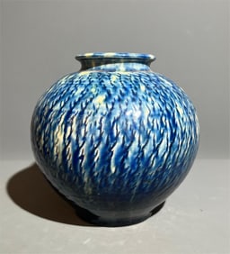 Tang Dynasty blue glazed jars