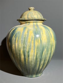 Tang Dynasty green glazed covered jar