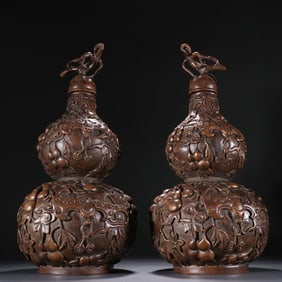 Qing Dynasty agarwood gourd