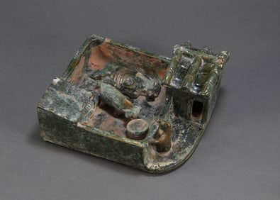 Tang three-color pot