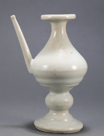 Yongle White Glazed Bottle
