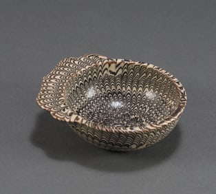 Tang Dynasty twisted tire cup