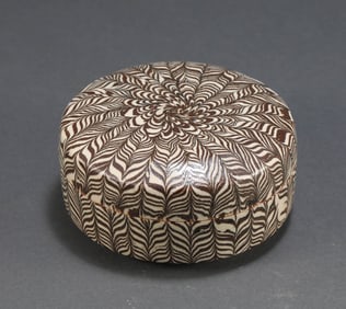 Tang Dynasty twisted tire cover box