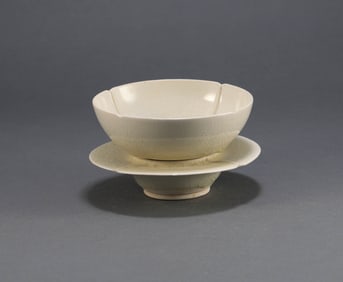 Sui Dynasty White Glazed Cup