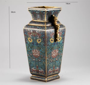 Qing Dynasty Cloisonne Appreciation Bottle