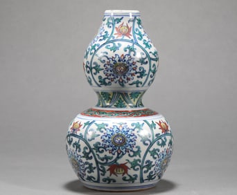 Ming Dynasty Jiaqing Gourd Bottle