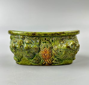 Tang Dynasty twisted tire pillow