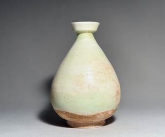 Northern Qi - Blue Glazed Pan Mouth Bottle