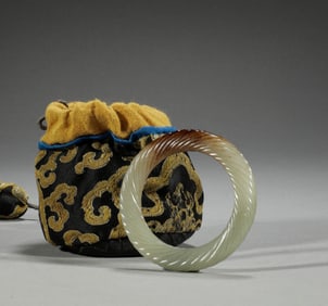 Before the Ming Dynasty, Hotan Jade twisted wire ring