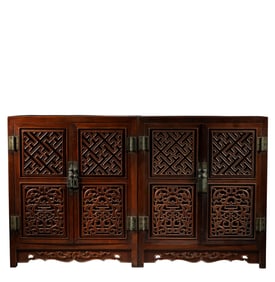 In the Qing Dynasty, a set of Huanghuali wooden storage cabinets
