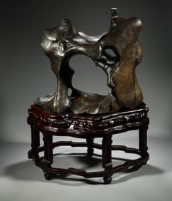 In the Qing Dynasty, the Taihu Lake Lake stone appreciation