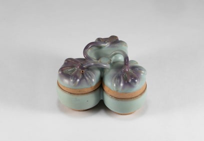 Three consecutive jars of Jun kiln in the Song Dynasty