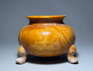 Tang Dynasty Yellow Glazed Tripod Furnace