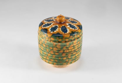 Tang Dynasty tri colored lid box