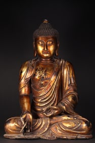 Qing Dynasty wood carving clay gold statue of Shakyamuni Buddha