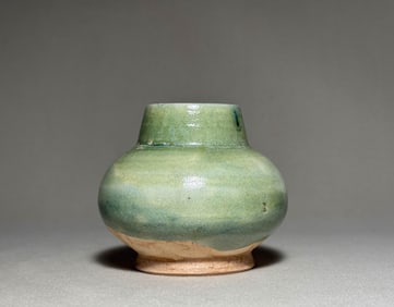 Tang Dynasty Green Glazed Pot